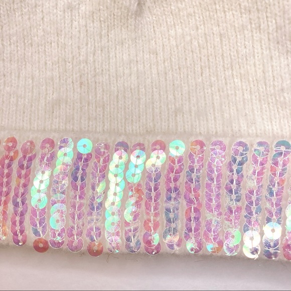 Girl’s Winter Knit Hat & Scarf w/Sequins - Picture 5 of 5